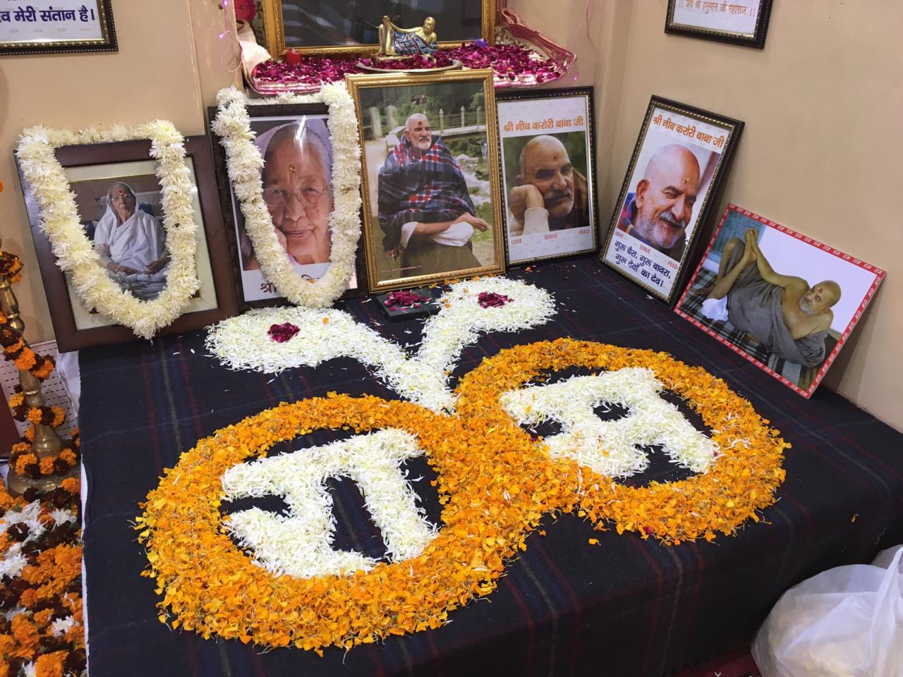 Neem Karoli Baba Kashmiri Gate Temple