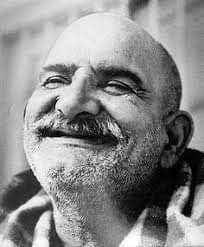 नीम करोली बाबा ने गंगा जल को दूध बना दिया