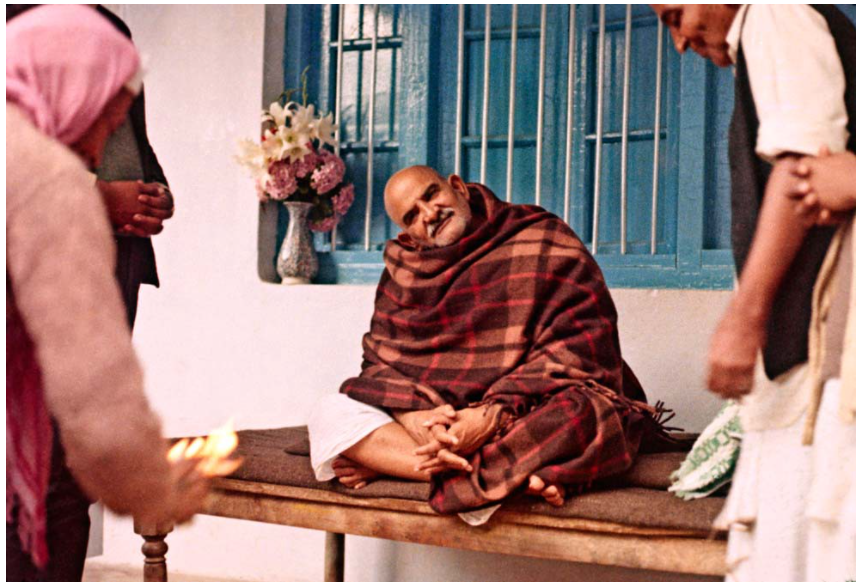 नीम करोली बाबा के चरण चिह्न का आना